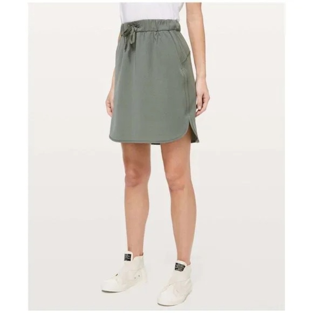 Lululemon On The Fly Skirt